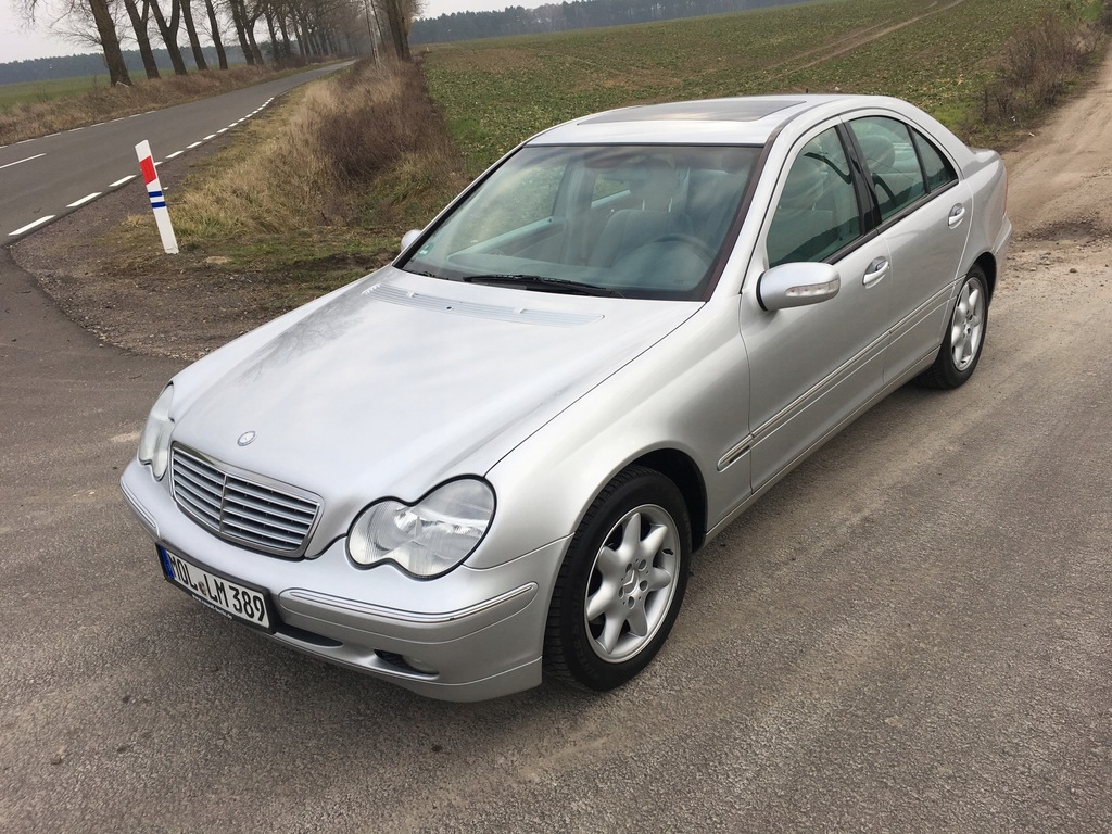 MERCEDES CKLASA C200 KOMPRESSOR Z NIEMIEC AUTOMAT