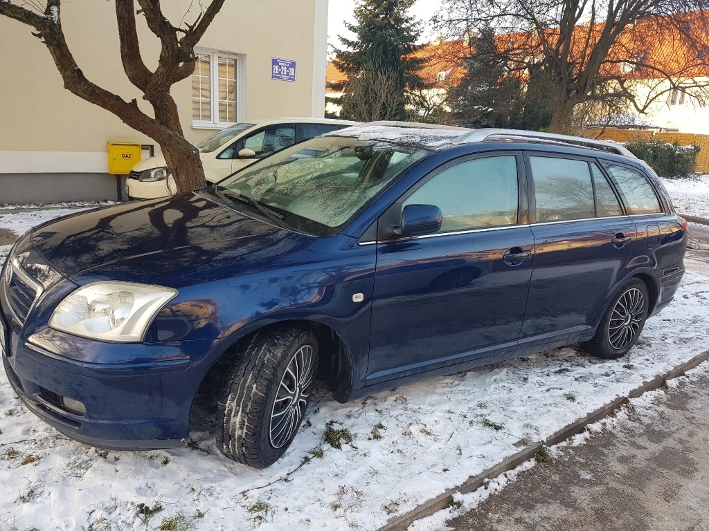 toyota avensis 1.8 2003r. t25 kombi okazja 7993098992