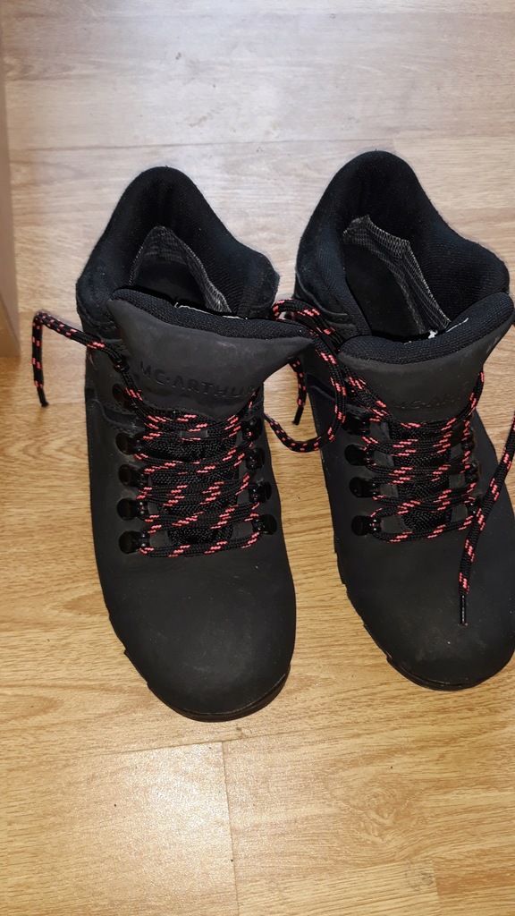 Buty damskie śniegowce trapery Adidas 38 czarne