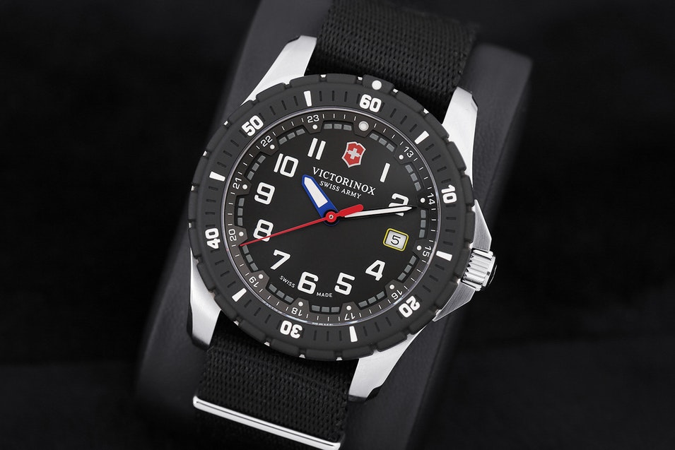 victorinox maverick sport
