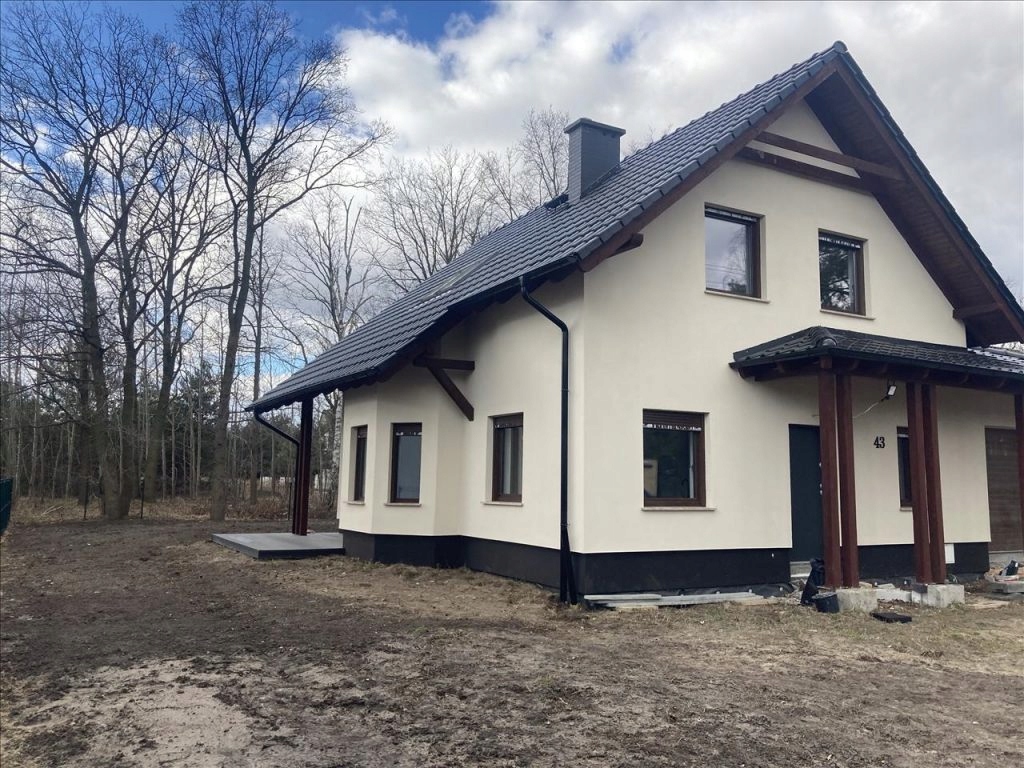 Dom, Chwałowice, Jelcz-Laskowice (gm.), 137 m²