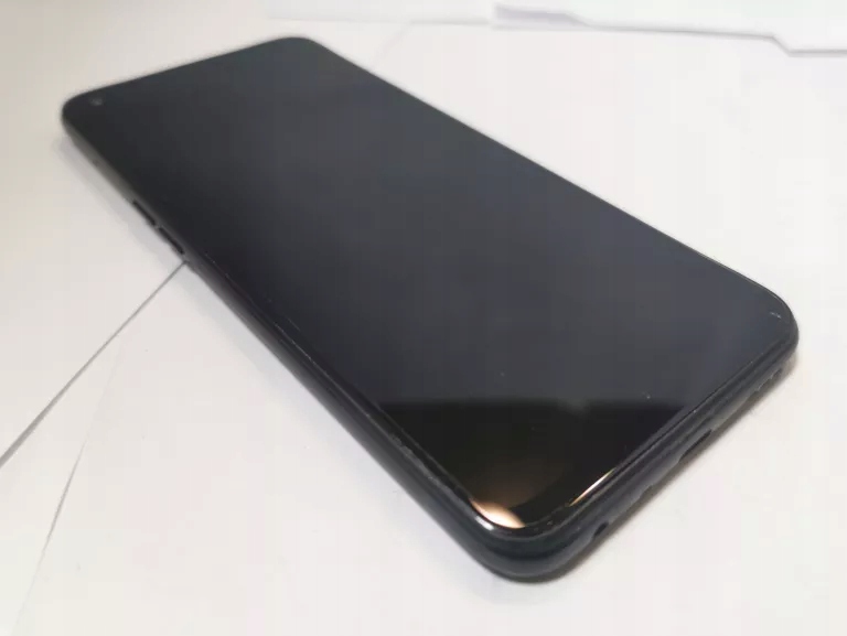 TELEFON OPPO A74 5G