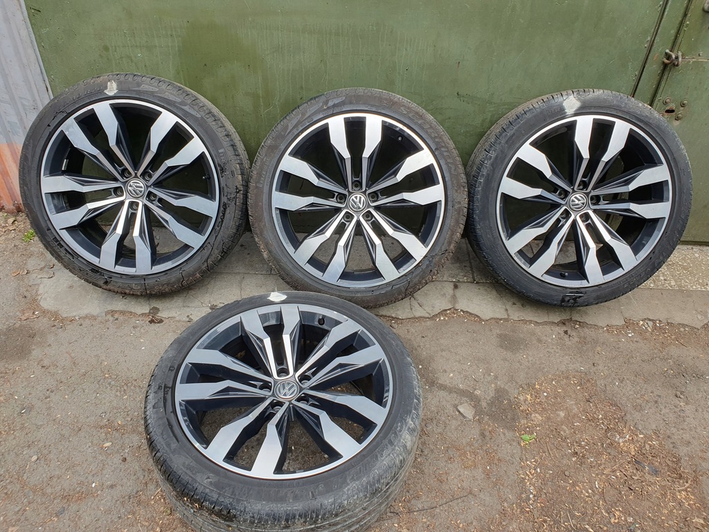 FELGI KOŁA 255/40 R20 VW TIGUAN R-LINE 5NA601025G