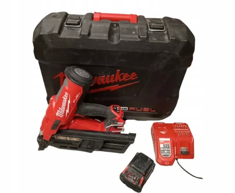 GWOŹDZIARKA MILWAUKEE M18 FFN