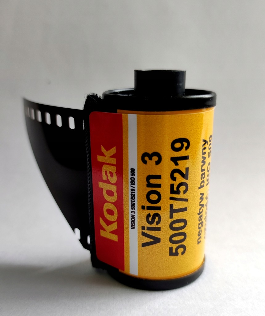 Купить Kodak Vision 3 500T / 135 / 36 / НОВЫЙ / Cinestill: отзывы, фото, характеристики в интерне-магазине Aredi.ru