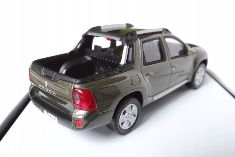 Купить Renault (Dacia) DUSTER OROCH - модель 1:43 оригинал: отзывы, фото, характеристики в интерне-магазине Aredi.ru