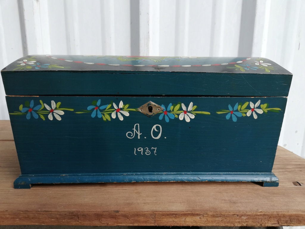stary kuferek szkatułka ręcznie malowana 1937r bdb