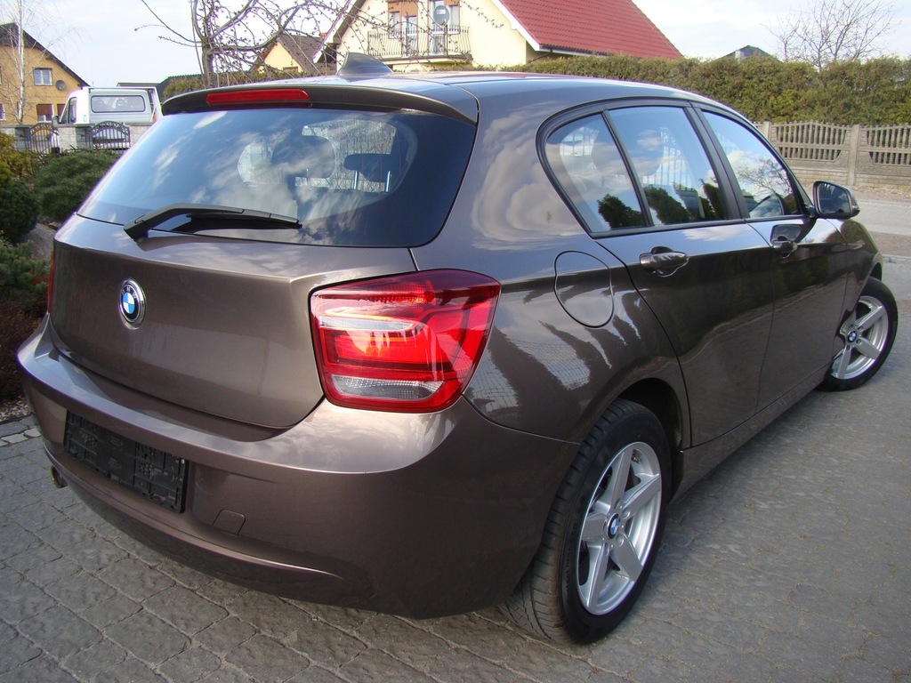 Купить BMW 1 (F20) 118 d 143 л.с. XENON LED ALU NAVI: отзывы, фото, характеристики в интерне-магазине Aredi.ru