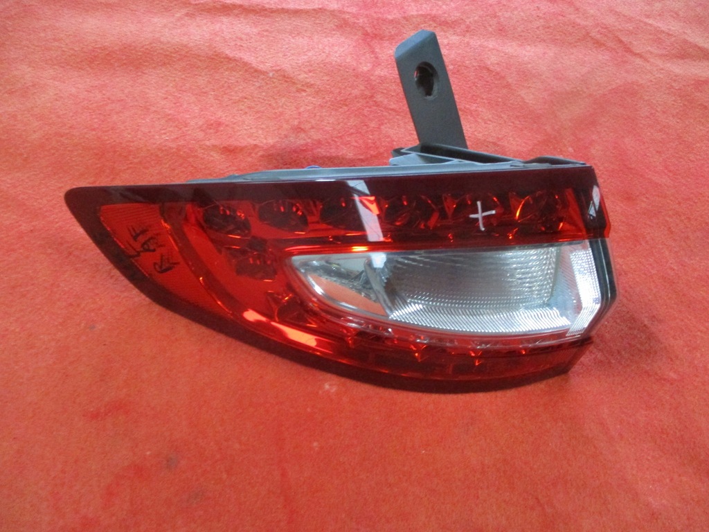  LAMPA TYLNA TYŁ LEWA FORD MONDEO MK5 KOMBI