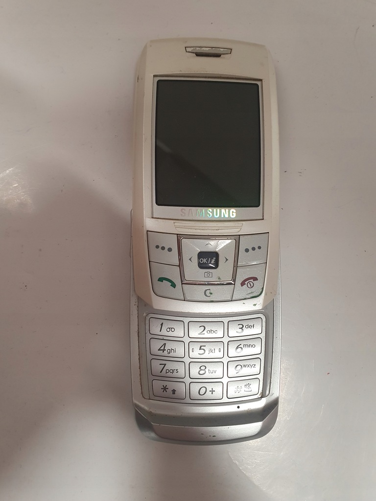 TELEFON KULTOWY SAMSUNG SGH E250