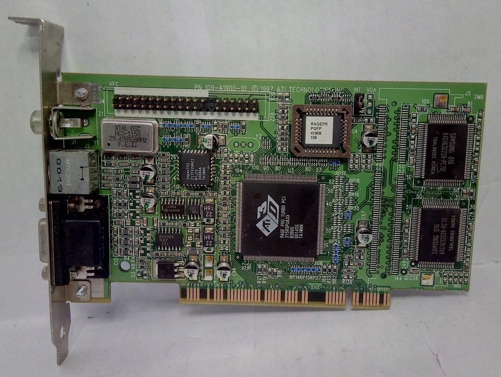 Karta graficzna ATI Xpert@Play 98 PCI 8 MB