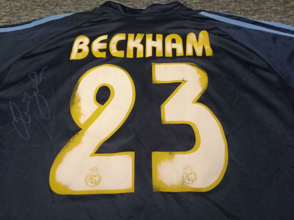 Beckham - koszulka (Real) z autografem (ZAG)