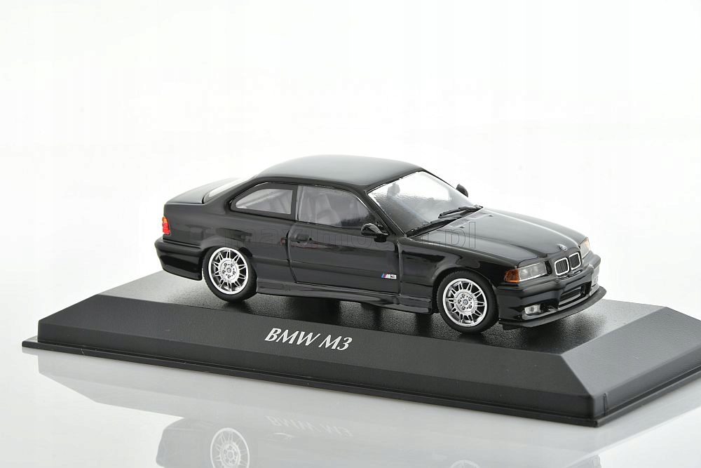 ミニカー MINICHAMPS BMW M3 Coupe 19921/43 ミニカー MINICHAMPS BMW M3 Coupe 19921/43 ミニカー