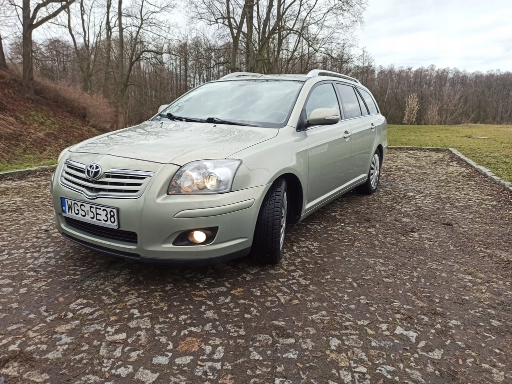 Toyota Avensis 2.0 D-4D 2008r.