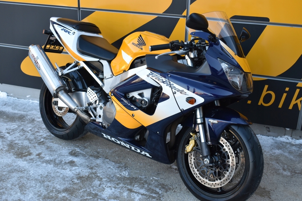 HONDA CBR 900 RR FIREBLADE 2000 BEZWYPADKOWY RATY