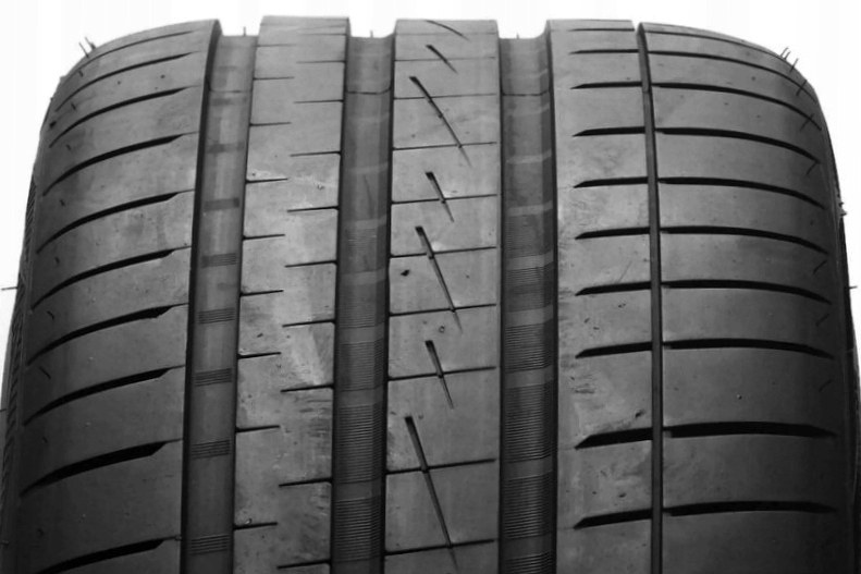 1L 275/45R20 Vredestein Ultrac Vorti 110Y 5016 7,2