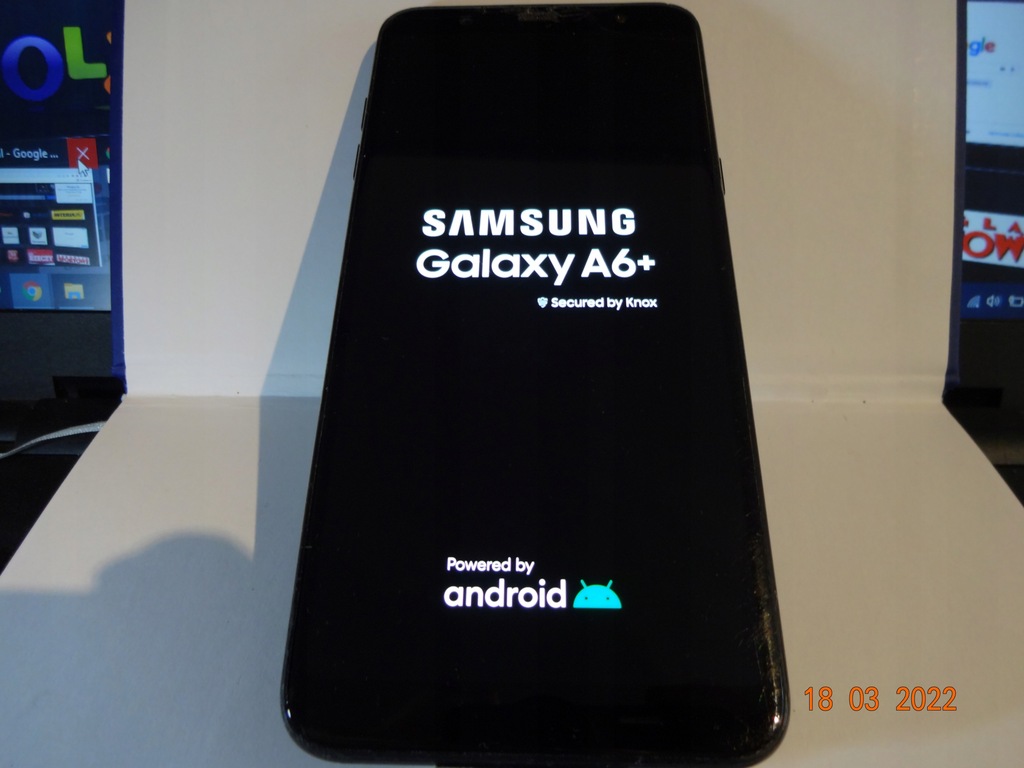 Smartfon Samsung Galaxy A6+ 3 GB / 32 GB czarny