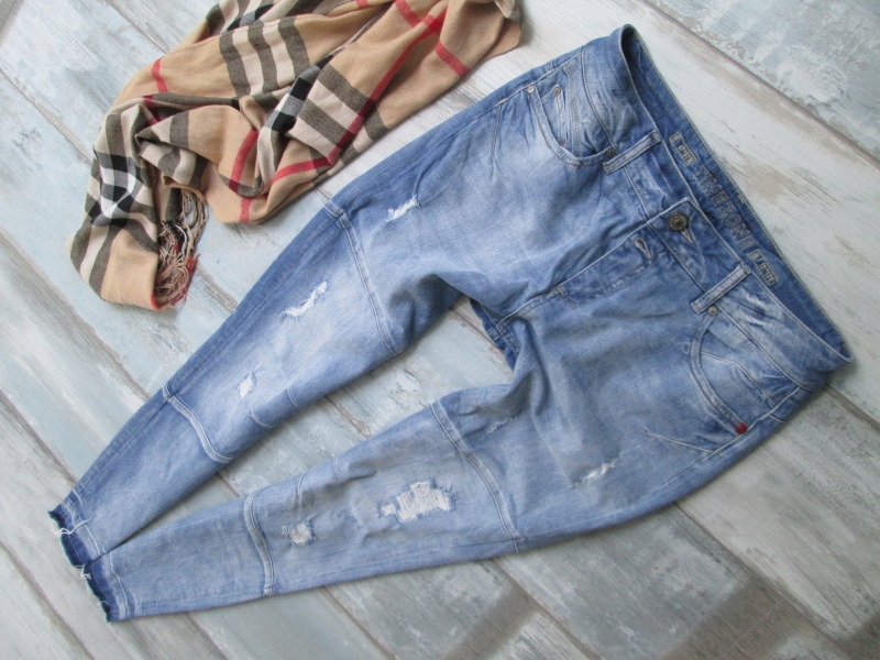 TIMEZONE__SKINNY spodnie jeans rurki__30/32 40