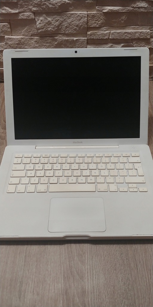Laptop MacBook Pro A1181 13,3 " Intel Core 2 Duo 3 GB / 0 GB