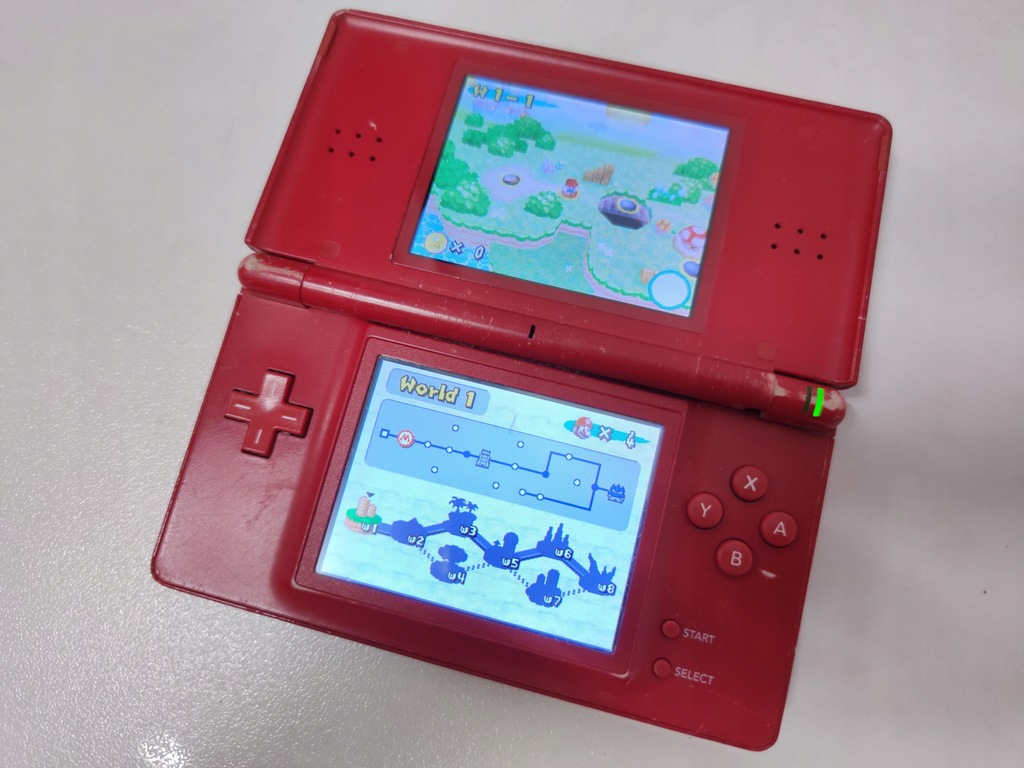 Nintendo DS Lite / Czerwona