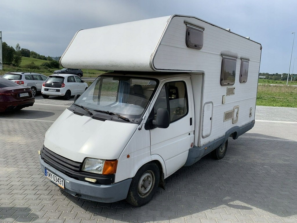 Ford Transit kamper kempingowy do jazdy
