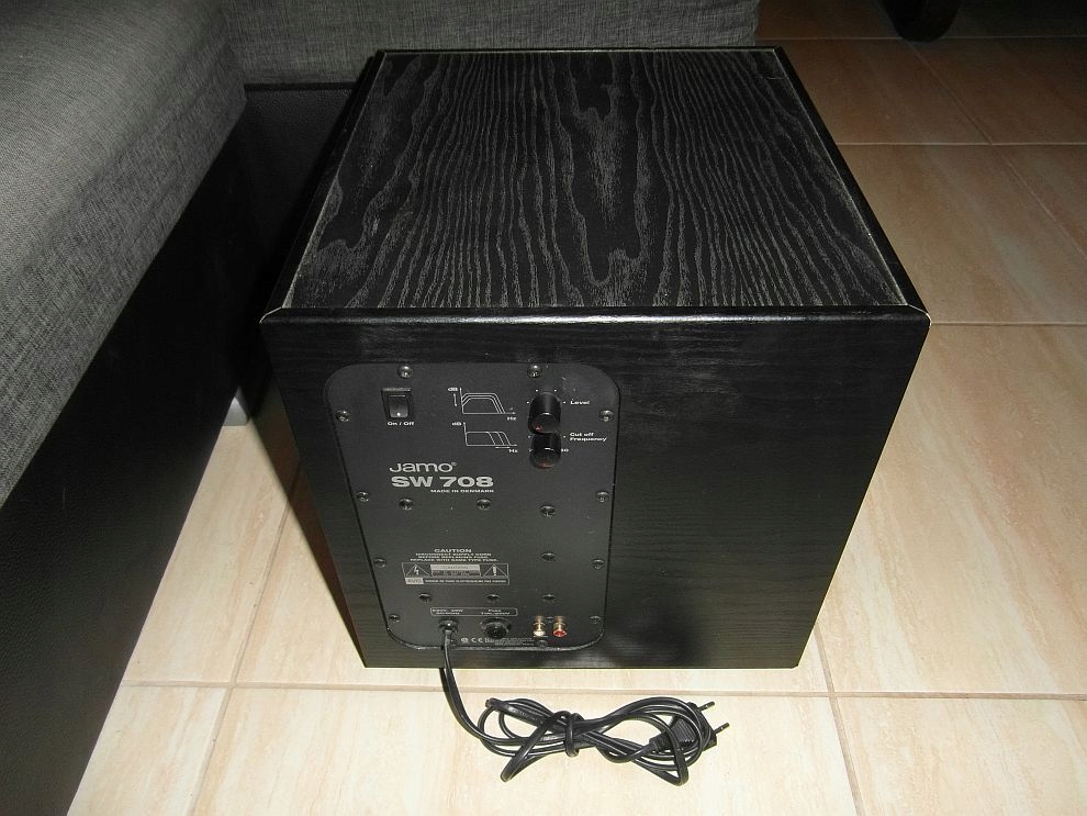 Купить Активный сабвуфер Jamo SW 708 Home Cinema 70W RMS: отзывы, фото ...