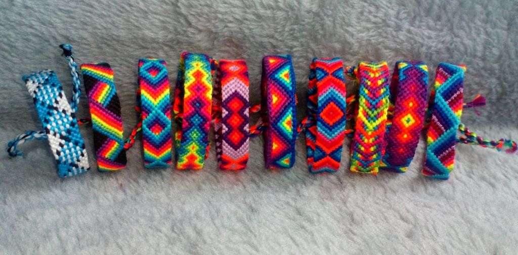 Bransoletki z muliny - HAND MADE - różne wzory.