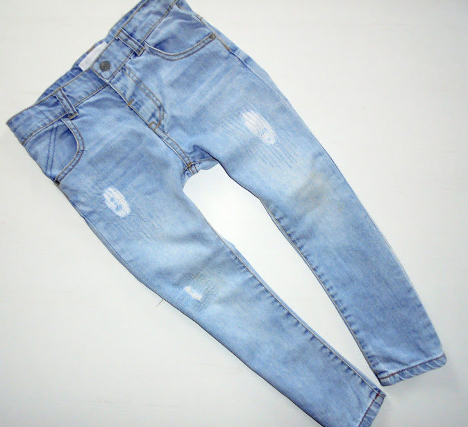 RESERVED jeansowe spodnie rounded roz.104