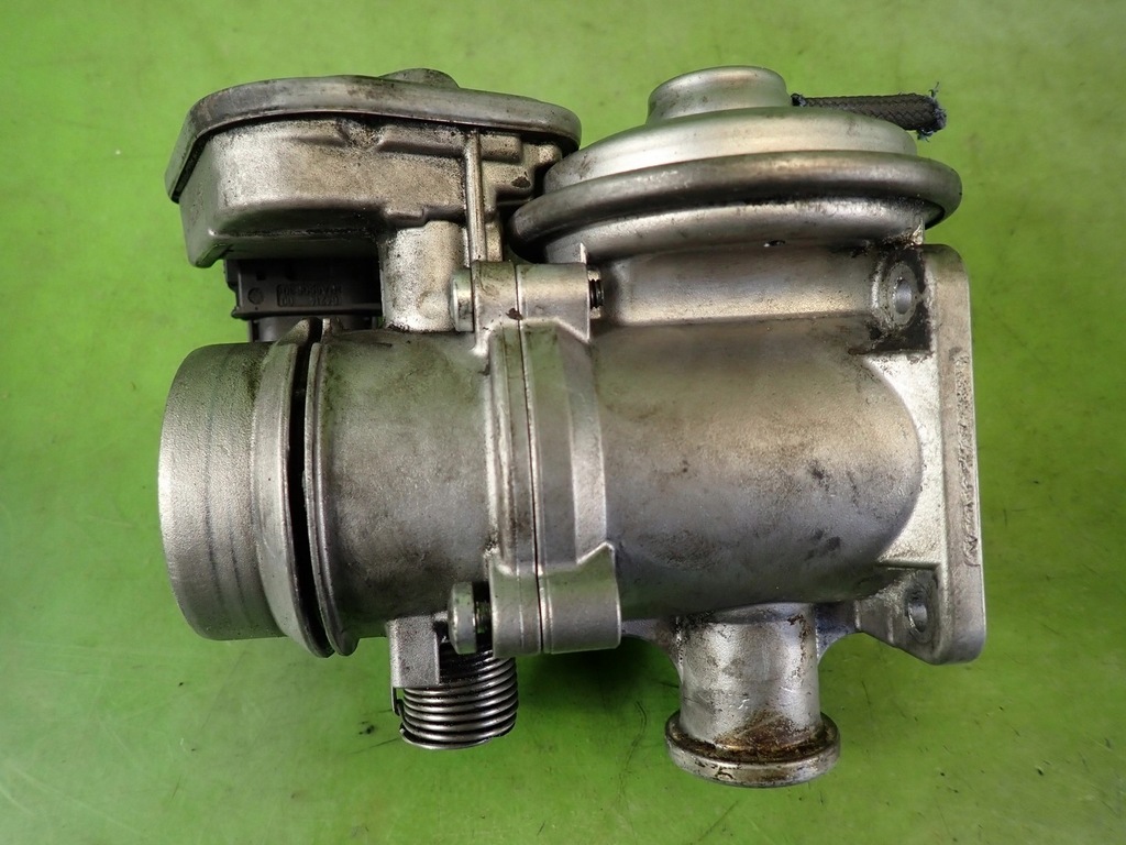 Zawór EGR BMW X3 E83 06r 2.0 D UK ANGLIK KLAPA GASZĄCA 7804382 779148104