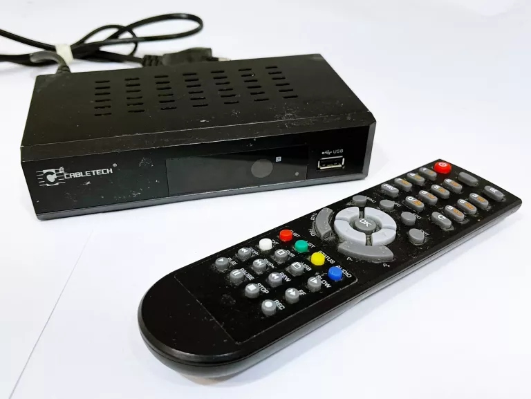 DEKODER CABLETECH URZ0089 + PILOT