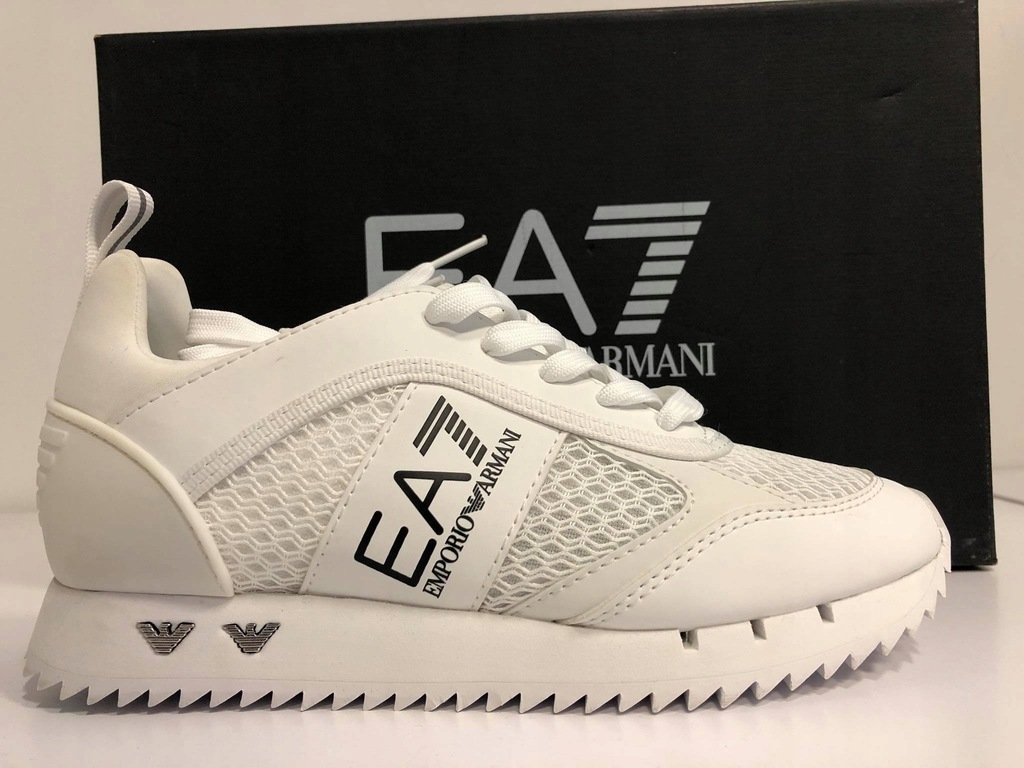 AR5. Buty sportowe Emporio Armani