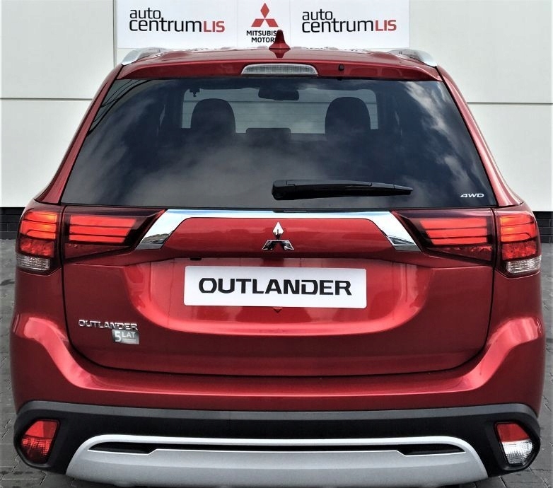 Mitsubishi Outlander III 8765351450 oficjalne archiwum