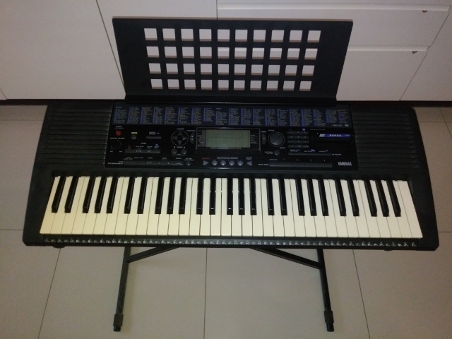 Keyboard  YAMAHA psr 320