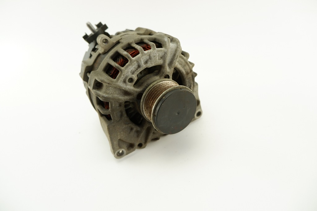 ALTERNATOR 175A MERCEDES A W176 1.6CDI A0009063822