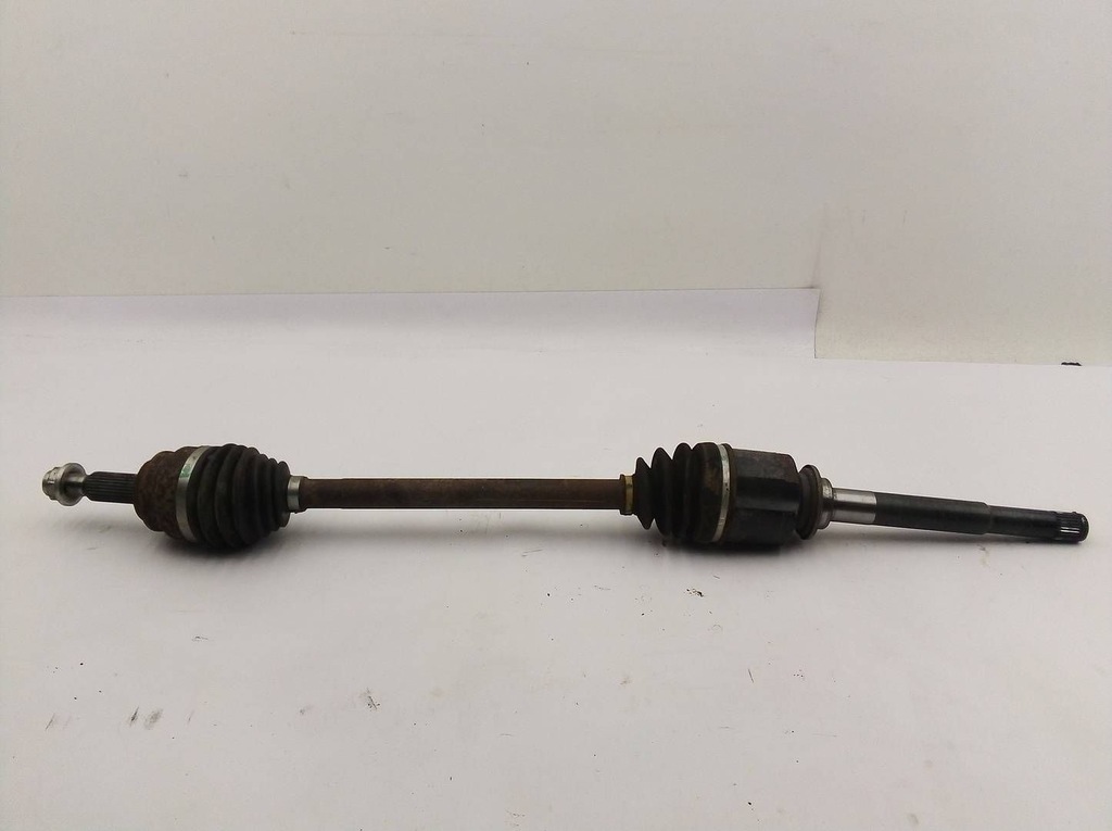 Mitsubishi Outlander 2018 Półoś przednia Przód strona prawa