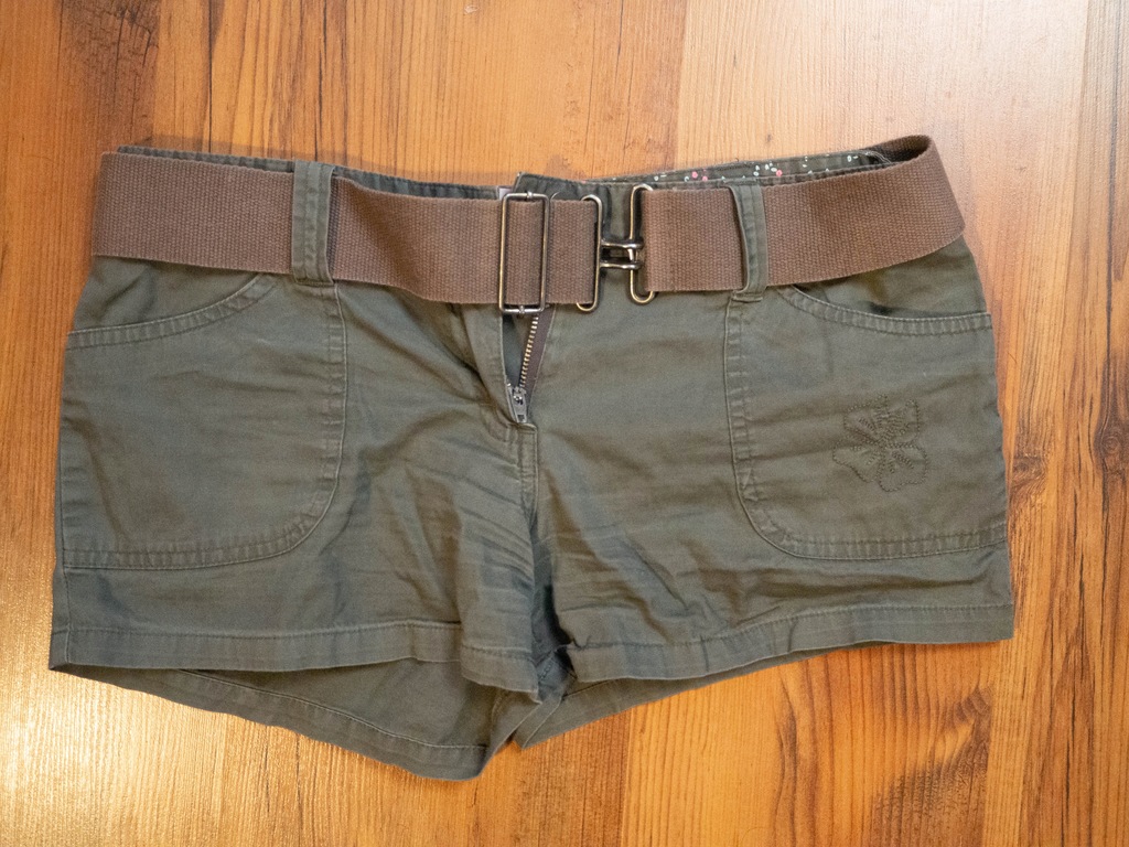 orsay spodenki 36 krótkie khaki lara croft model