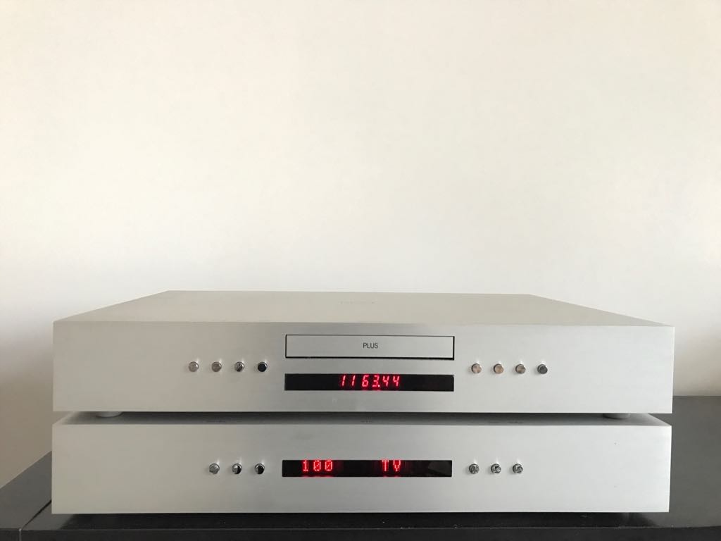 Odtwarzacz CD DENSEN B-400 PLUS