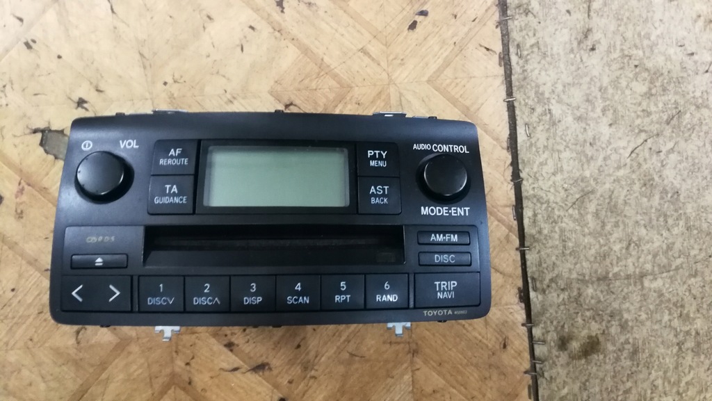 Radio CD W58802 Toyota Corolla e12 8612002260 02