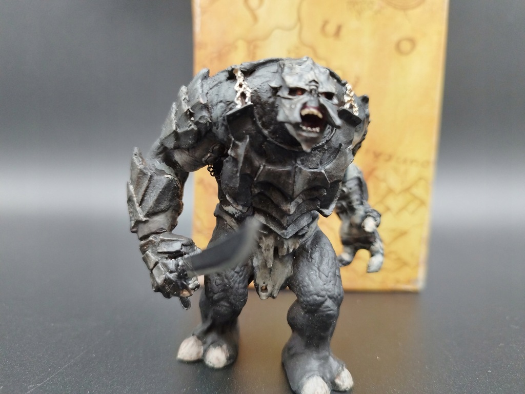 Lotr Władca pierścieni Armored Troll figurka 10 cm