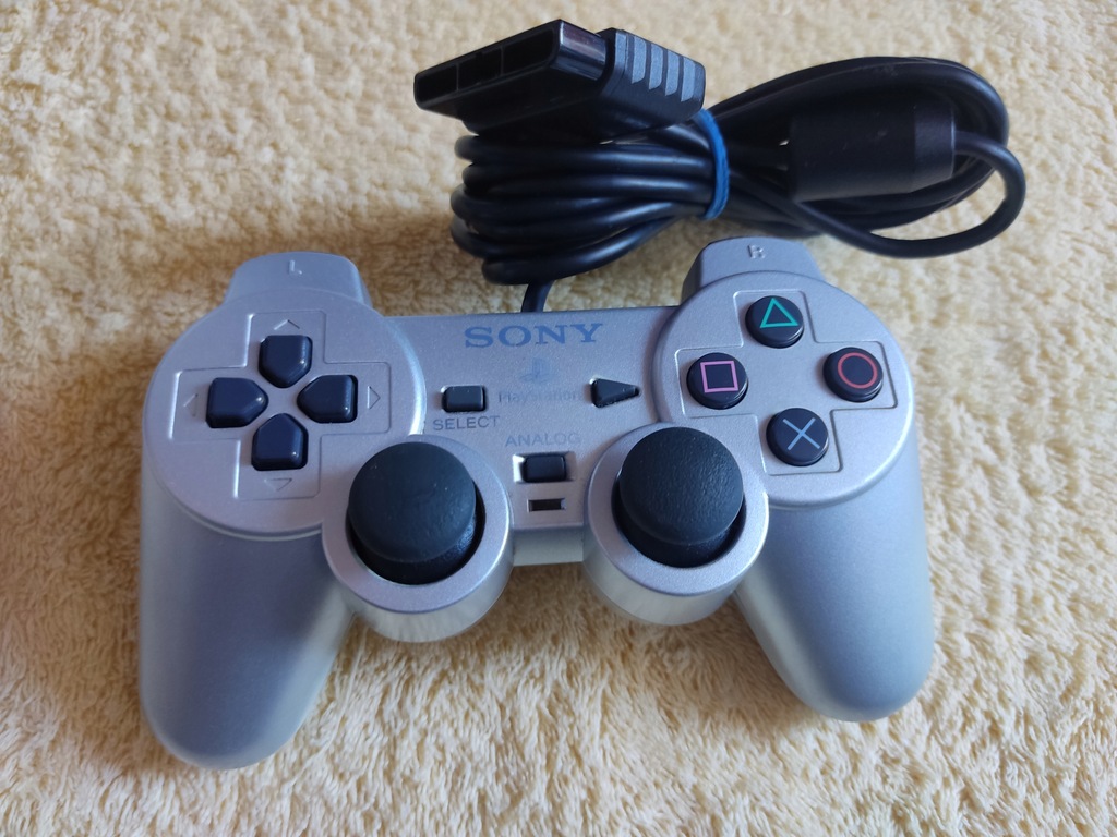 Oryginalny pad do PlayStation 2 - Silver