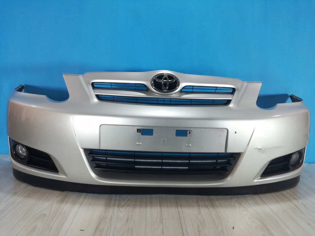 Toyota Corolla E12 Lift HB zderzak przód 1C0
