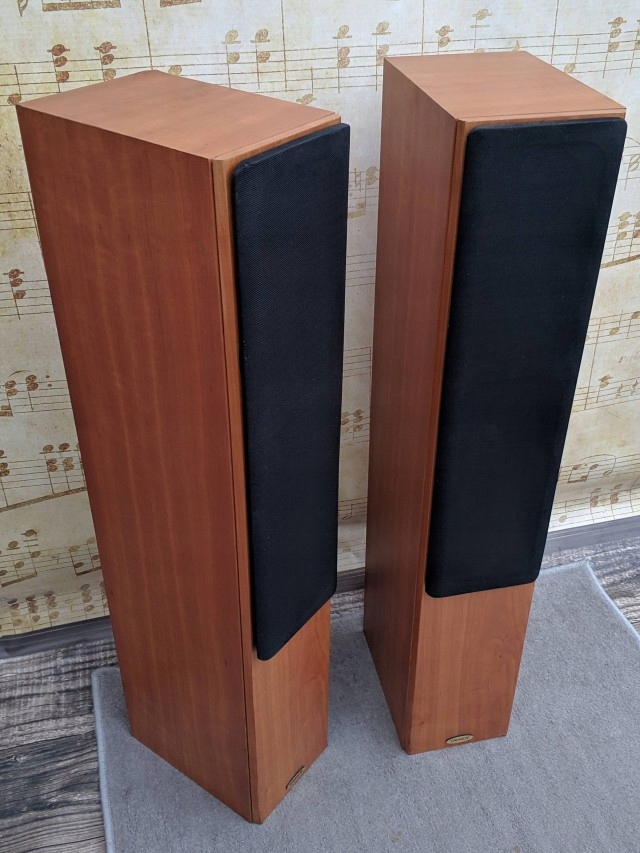 Tannoy Revolution R3 |cherry| GWARANCJA