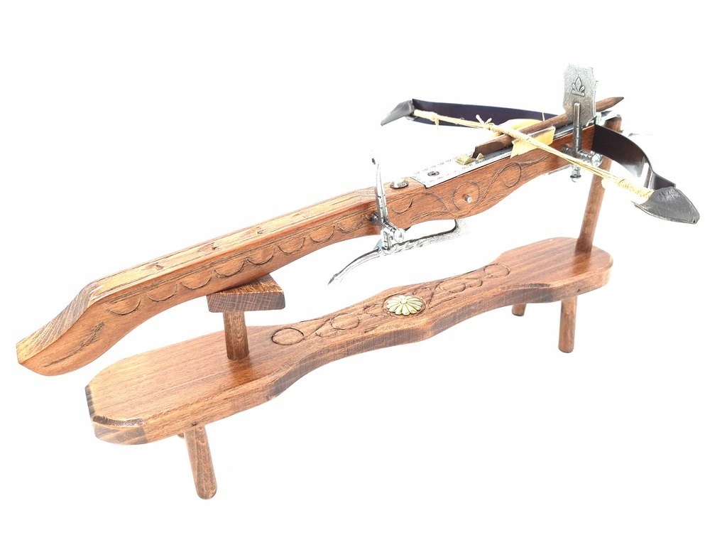 Model kuszy na stojaku - CAV