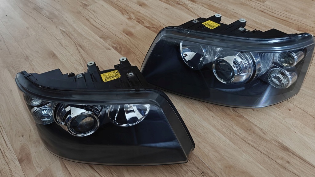 Reflektory Lampy VW T5 Soczewka H11 MULTIVAN / CARAVELLE / TRANSPORTER KOMP