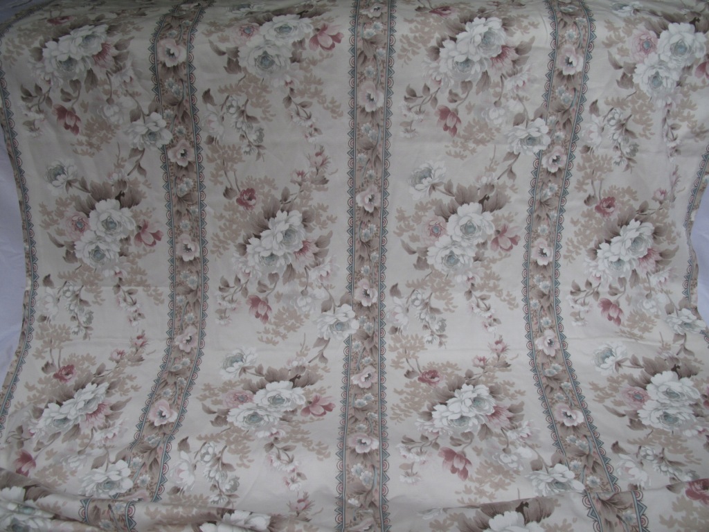 Z PIĘKNYM WZOREM GRUBSZE BAWEŁNIANE ZASŁONY