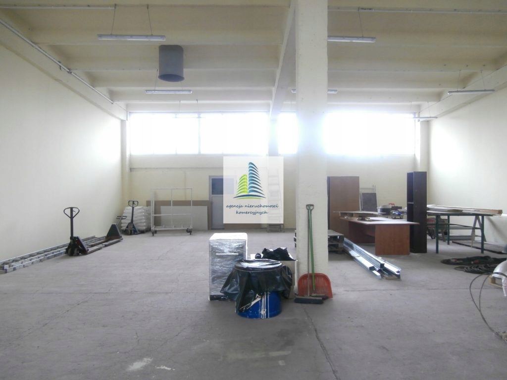 Magazyny i hale, Kraków, Podgórze, Rybitwy, 437 m²
