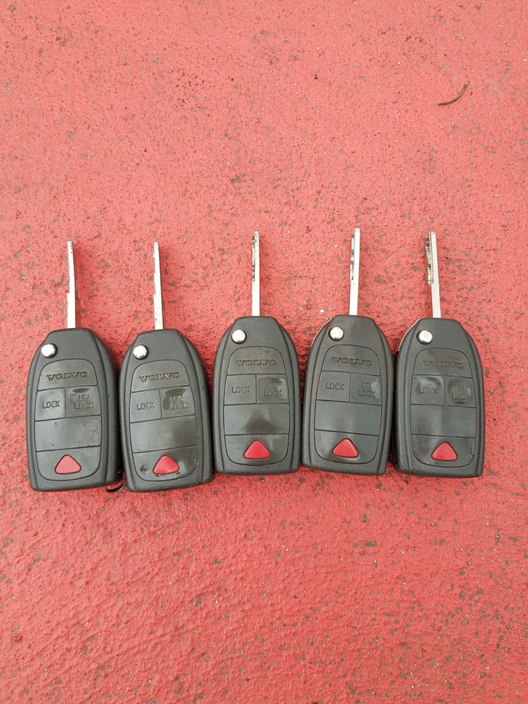 Купить ДИСТАНЦИОННЫЙ КЛЮЧ VOLVO S40 V40 S60 S80 DENSO 30638404: отзывы ...