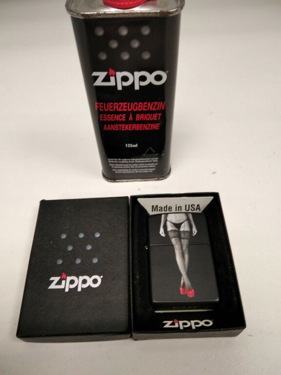 ZAPALNICZKA ZIPPO Z218025