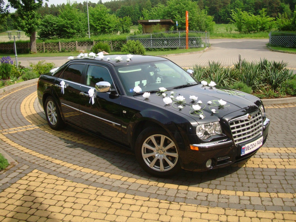 Auto, Limuzyna do ślubu. Chrysler 300C. SZCZECIN.