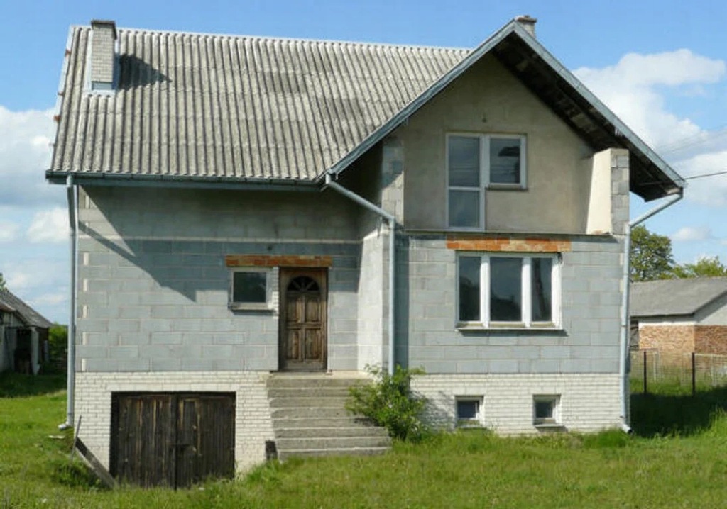 Dom, Chajęty, Dąbrówka (gm.), 180 m²
